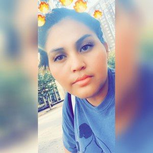 Meet your Posher, Kenia